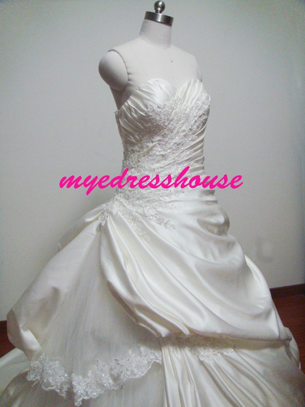 Myedresshouse Hauter Couture Duchess Satin Ballgown Wedding Dress