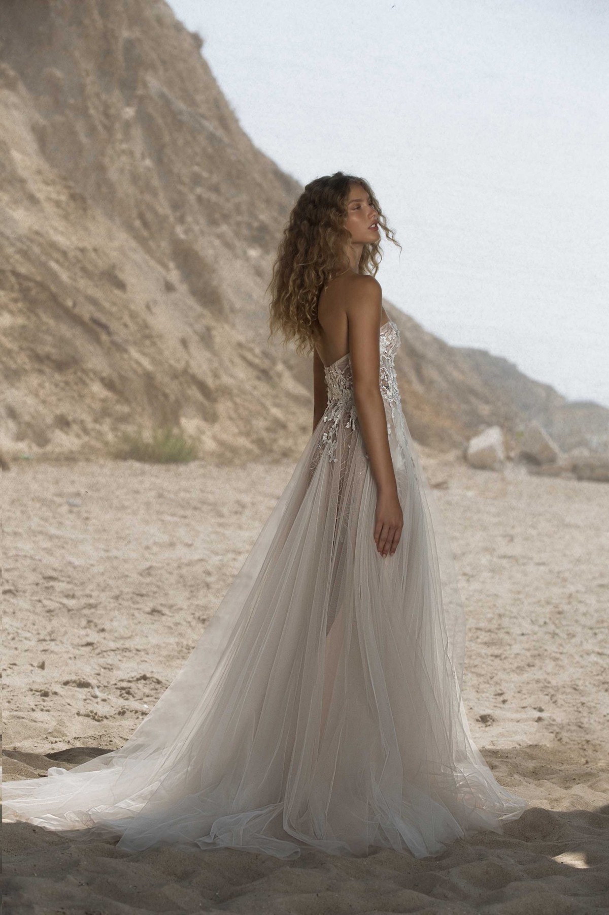 21-HILA Bridal Dress Inspirated By Berta Muse 2021 Vista Mare Collection