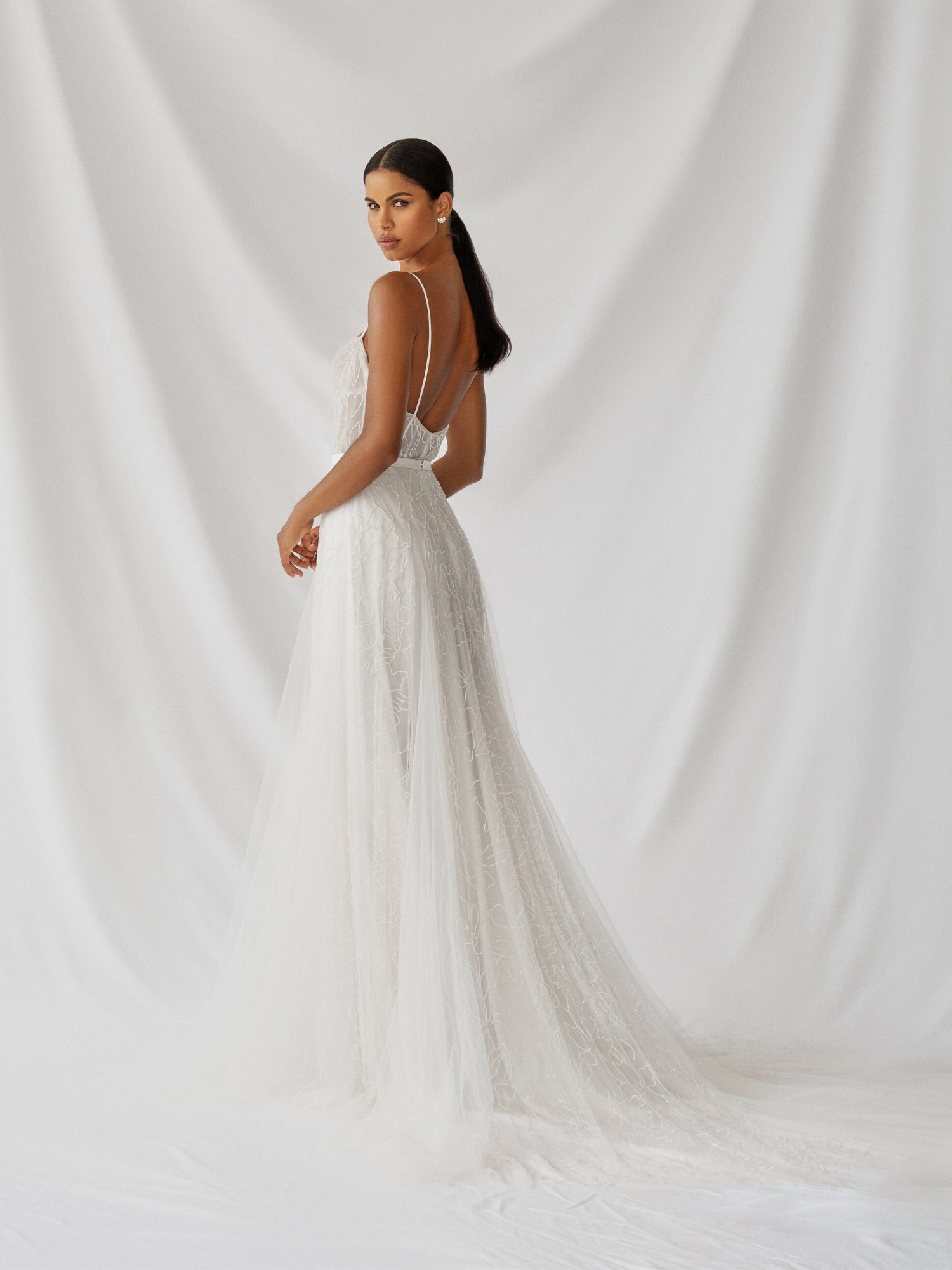 Amaryllis Gown Inspirated By Botanica of Alexandra Grecco 2021 Bridal Collection