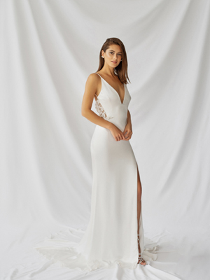 Nerine Gown Inspirated By Botanica of Alexandra Grecco 2021 Bridal Collection