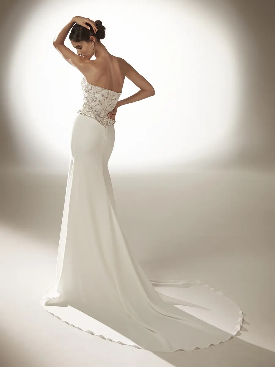 Taika Inspirated By Atelier Haute Couture Wedding Dresses