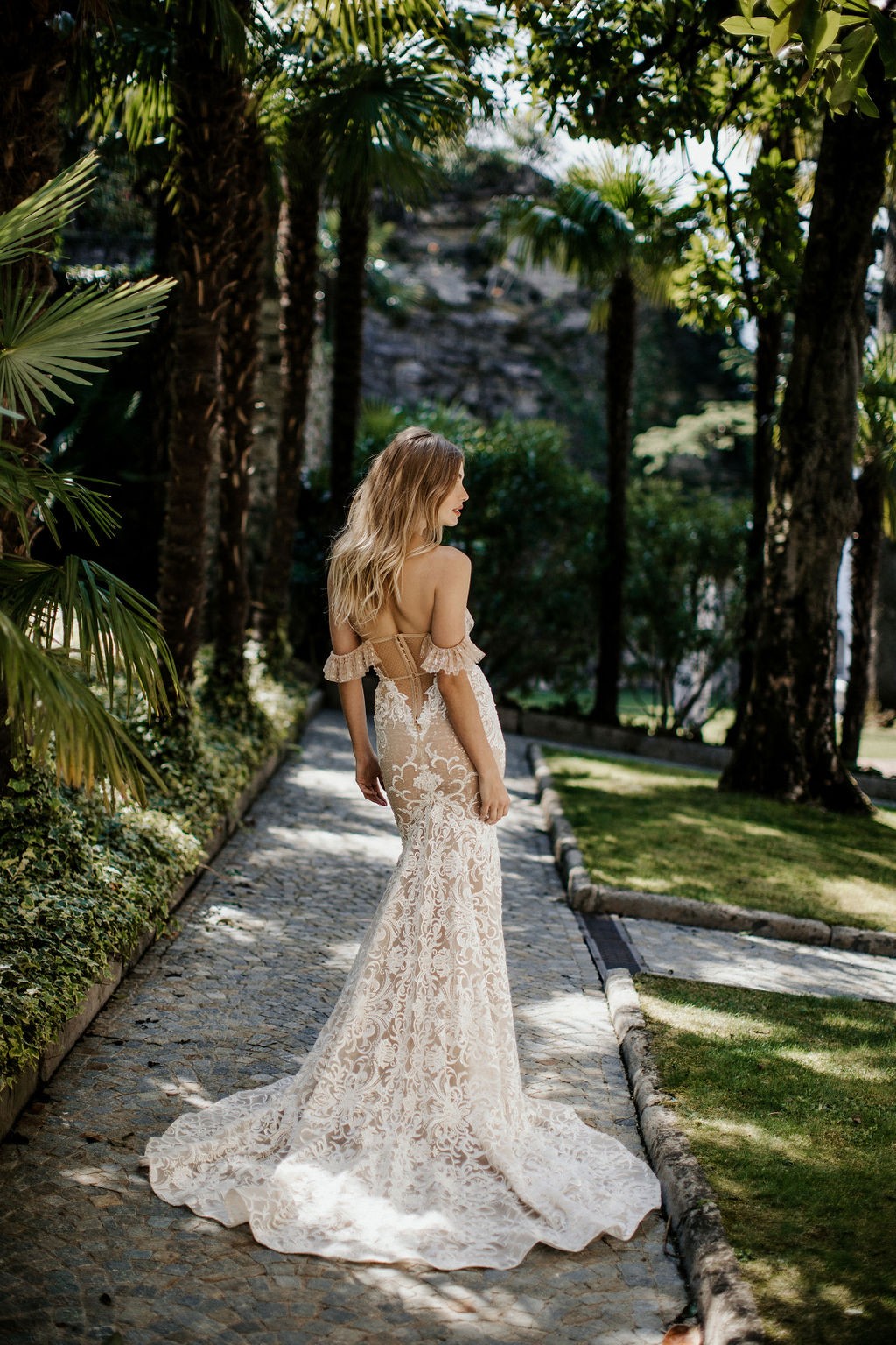22-P05 Bridal Dress Inspired By Berta PRIVEE NO.6 2022