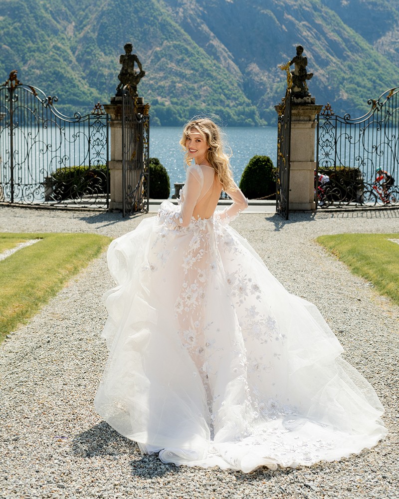 22-06 Bridal Dress Inspired By Bridal Couture Berta Como