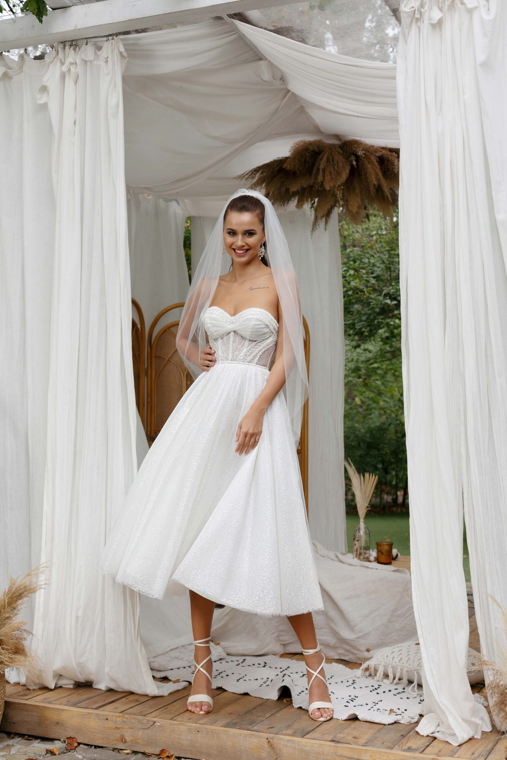 Miranda Bridal Dress Inspirated By Secret Wedding Collection of Innocentia