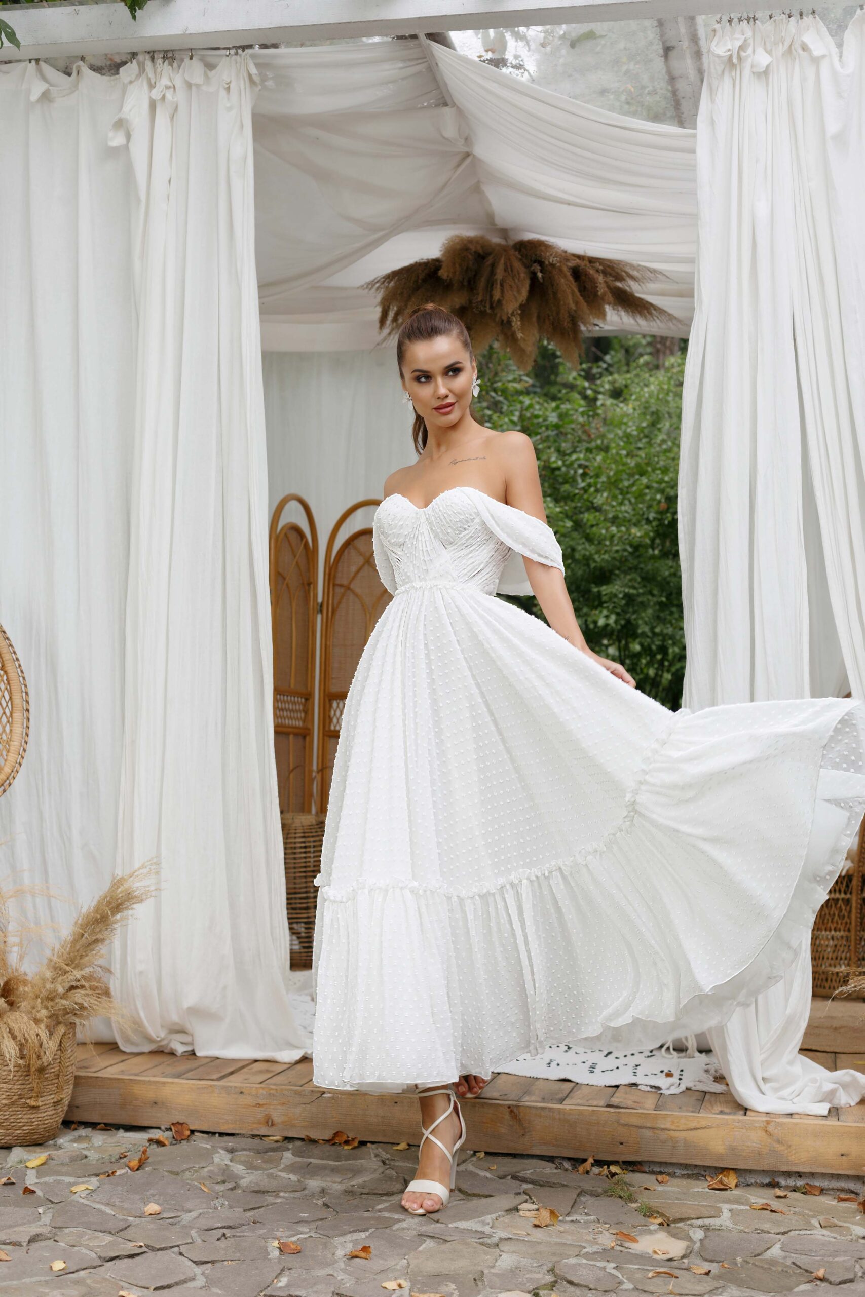 Miley Bridal Dress Inspirated By Secret Wedding Collection of Innocentia