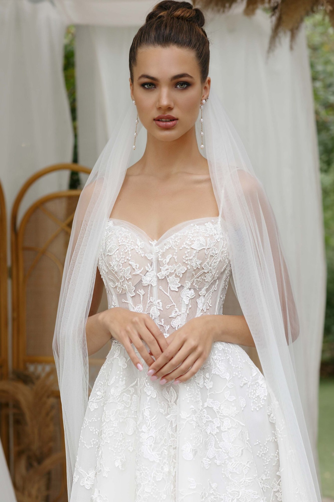 Alexis Bridal Dress Inspirated By Secret Wedding Collection of Innocentia