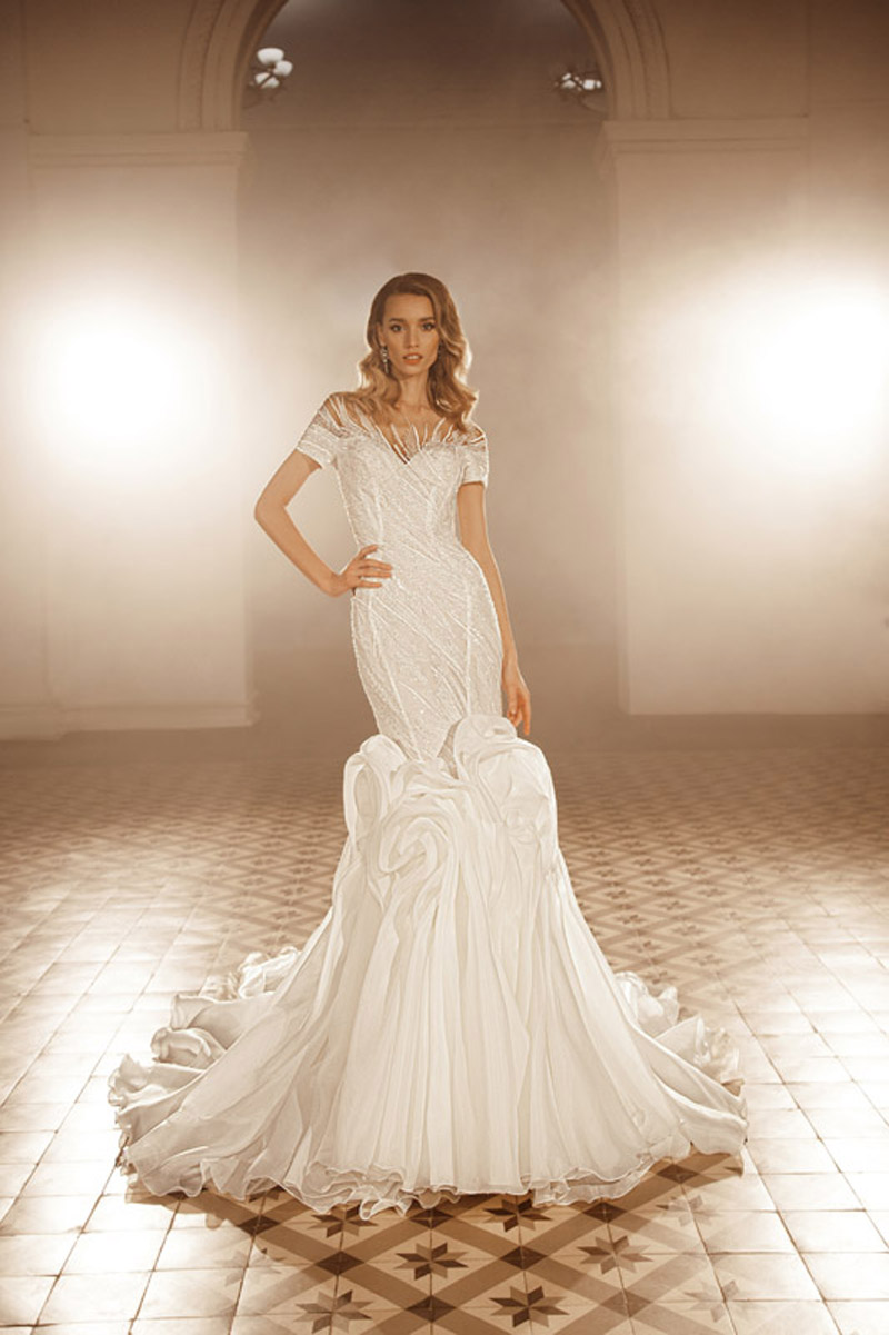 Laura Batiferri Bridal Dress Inspirated By Incanto Collection of Divina By Innocentia