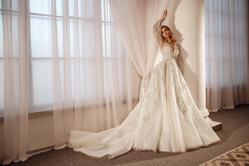 Anna Zuccari Bridal Dress Inspirated By Incanto Collection of Divina By Innocentia