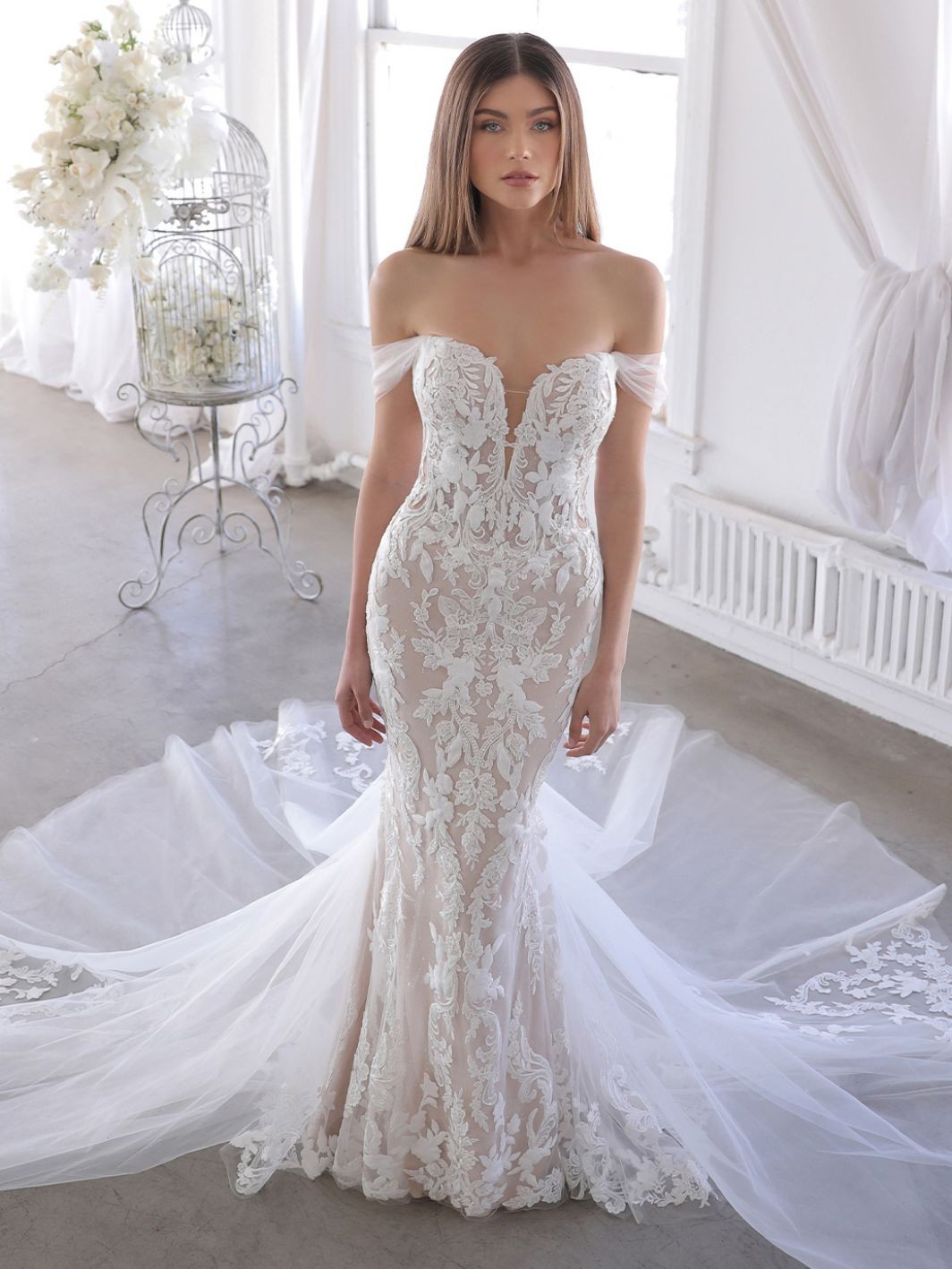 Ollie Bridal Dress Inspirated By Blue By Enzoani 2022 of Enzoani