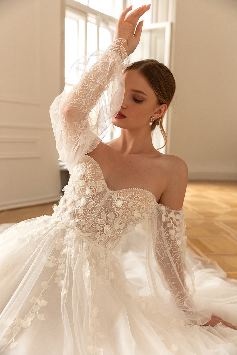 ASTORIA Inspirated By Eva Lendel Bridal 2023 Collection MADE 4 LOVE