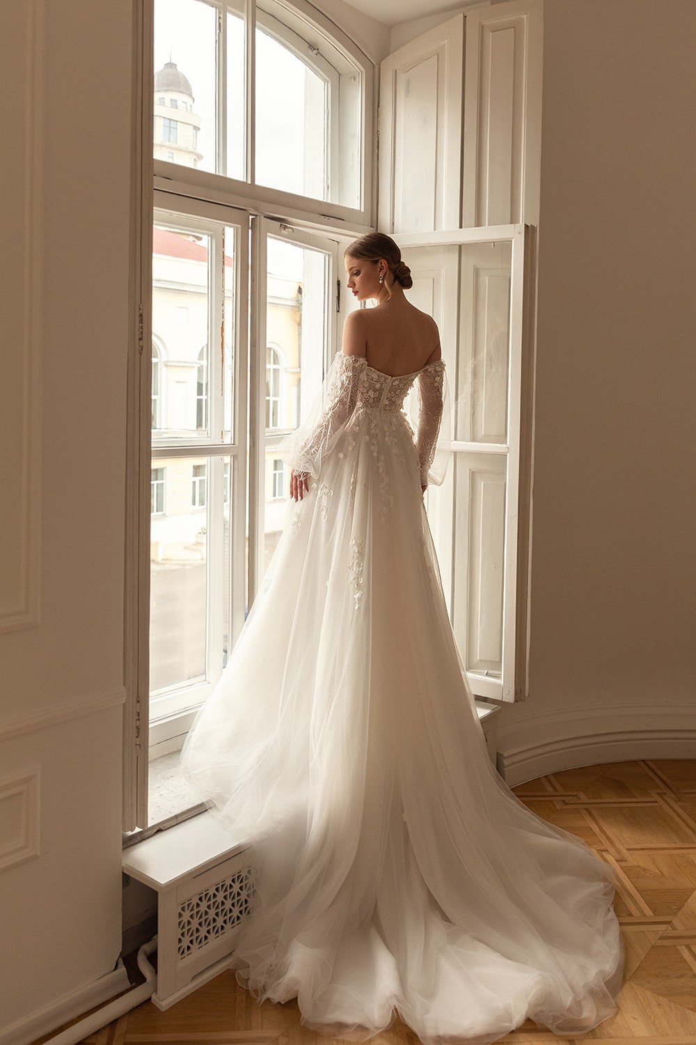 ASTORIA Inspirated By Eva Lendel Bridal 2023 Collection MADE 4 LOVE