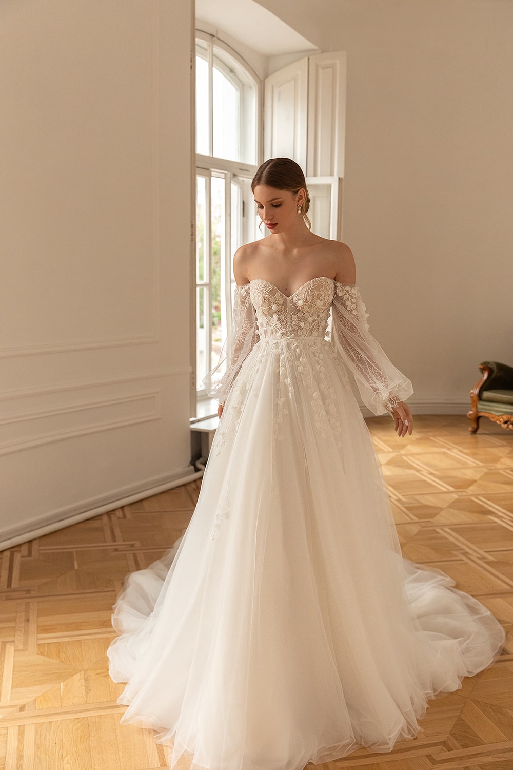 ASTORIA Inspirated By Eva Lendel Bridal 2023 Collection MADE 4 LOVE