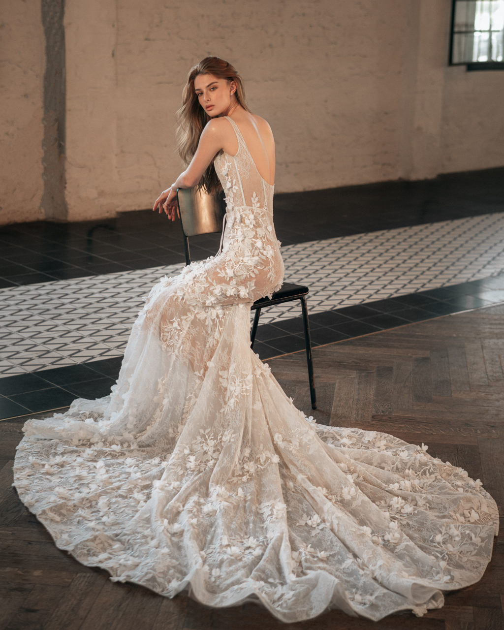 23-P04 Bridal Dress Inspired By Berta 2023 Privee No.8