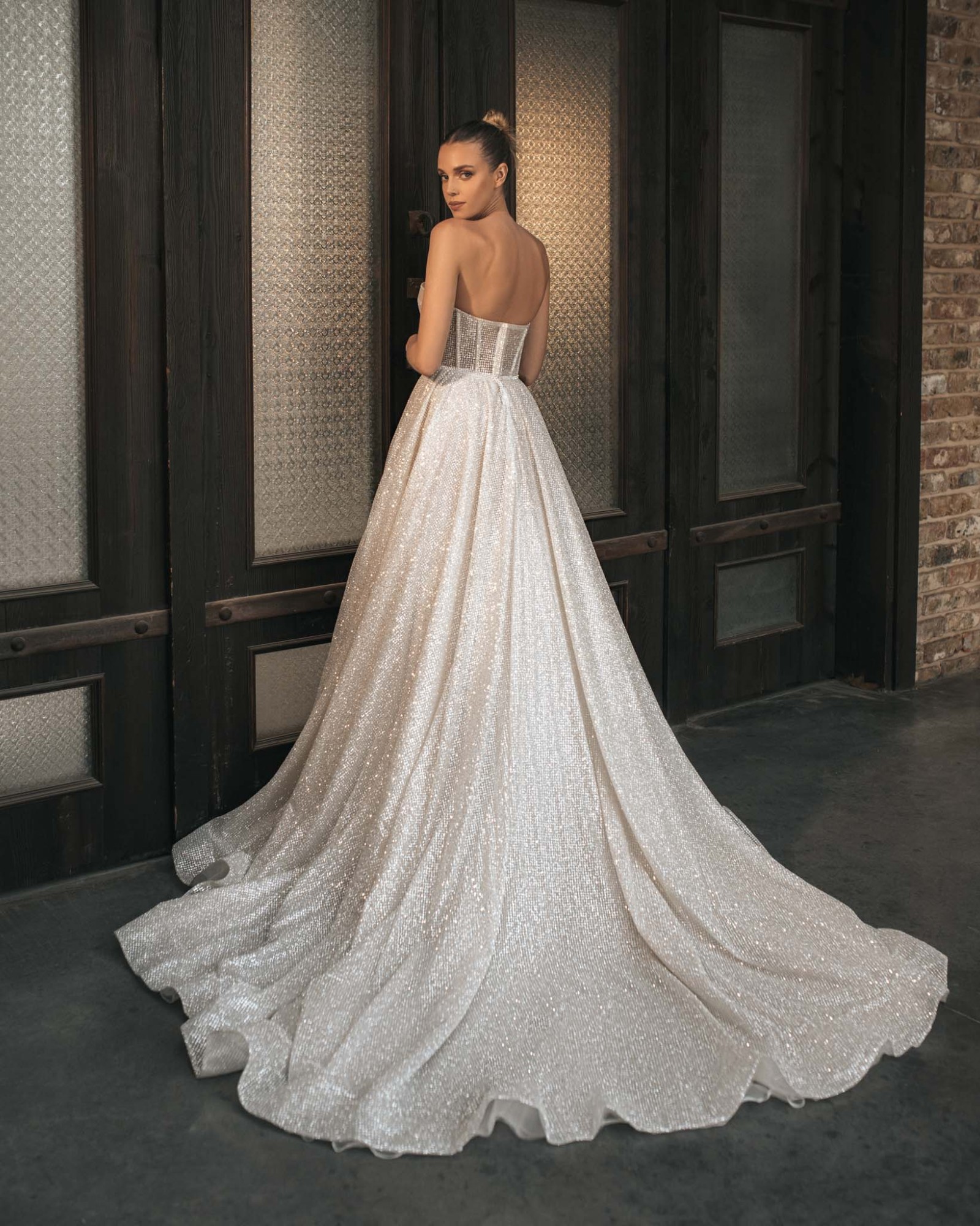 23-12 Bridal Dress Inspired By Berta 2013 Caesares 