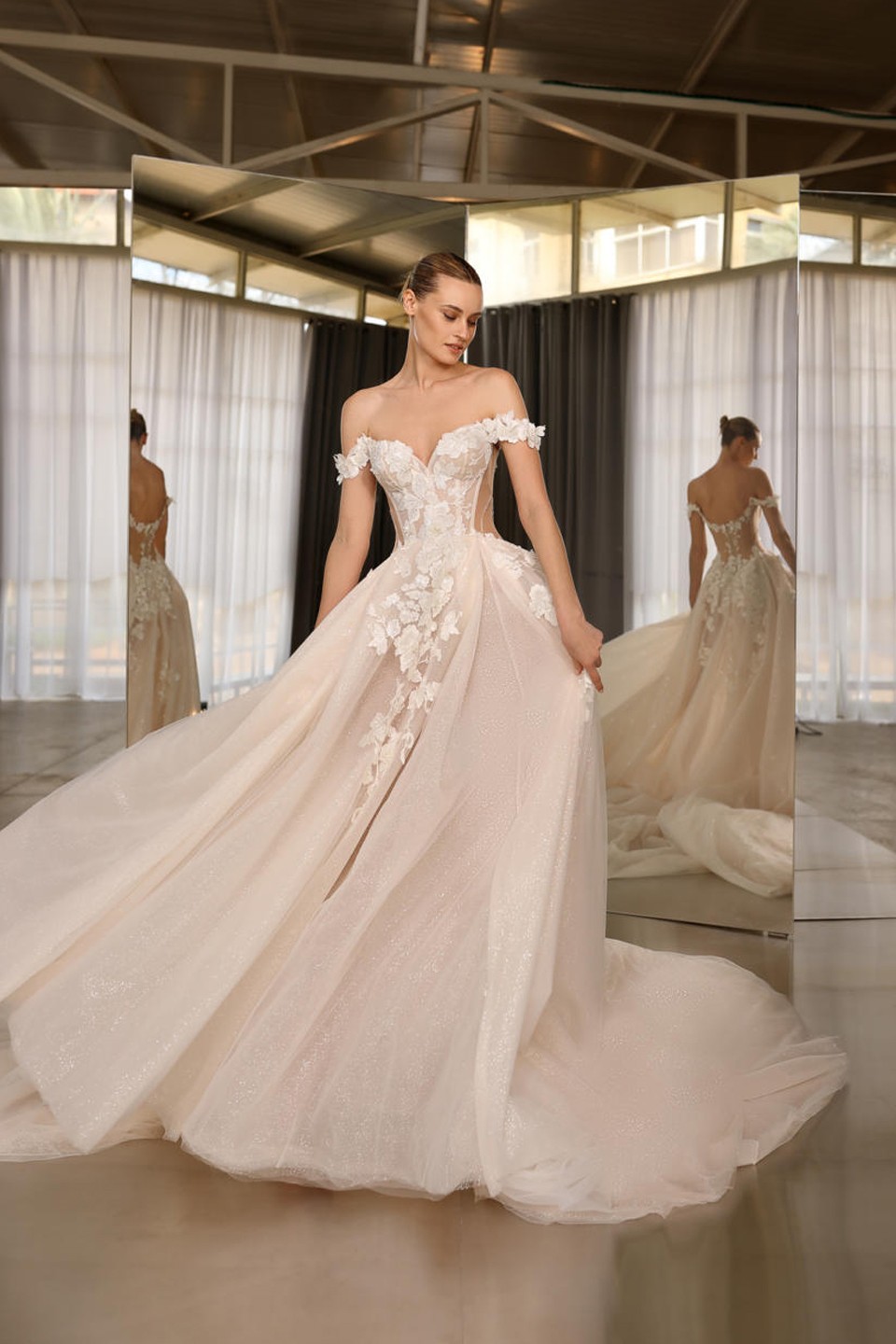 EUPHORIA Galia Lahav Bridal Couture SS23 Rise Collection