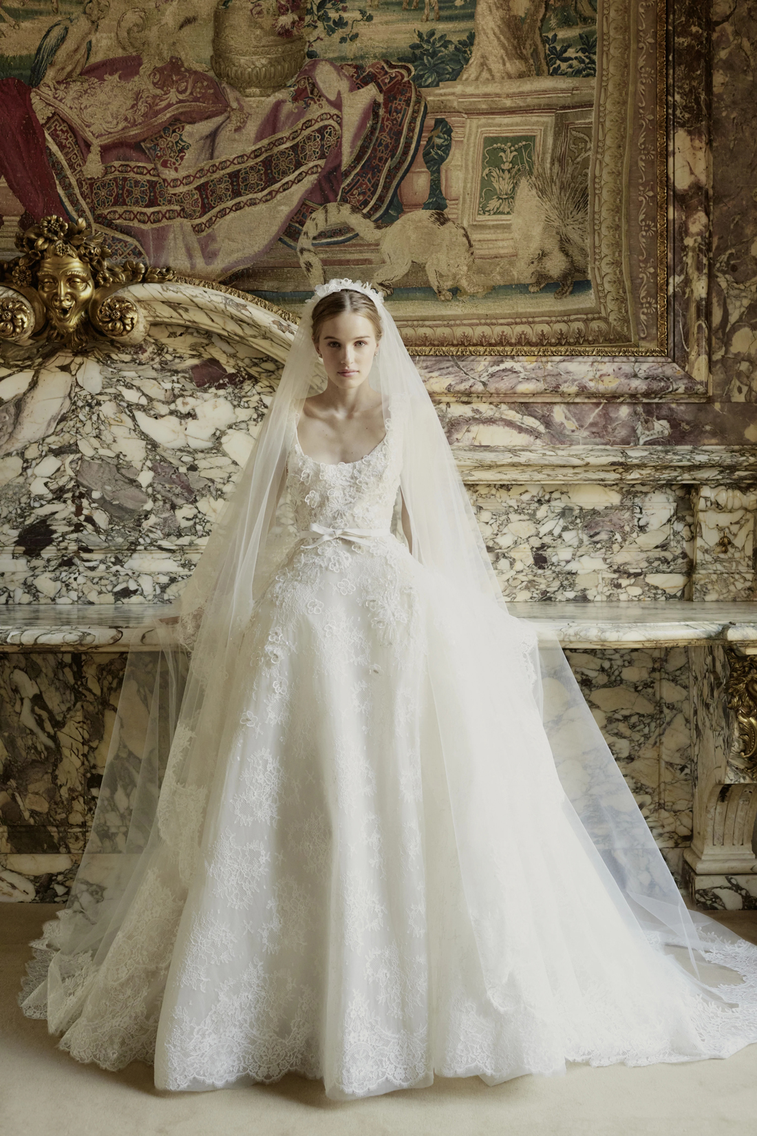 Look 6 BRIDAL FALL 2022 ELIE SAAB INSPIRATED