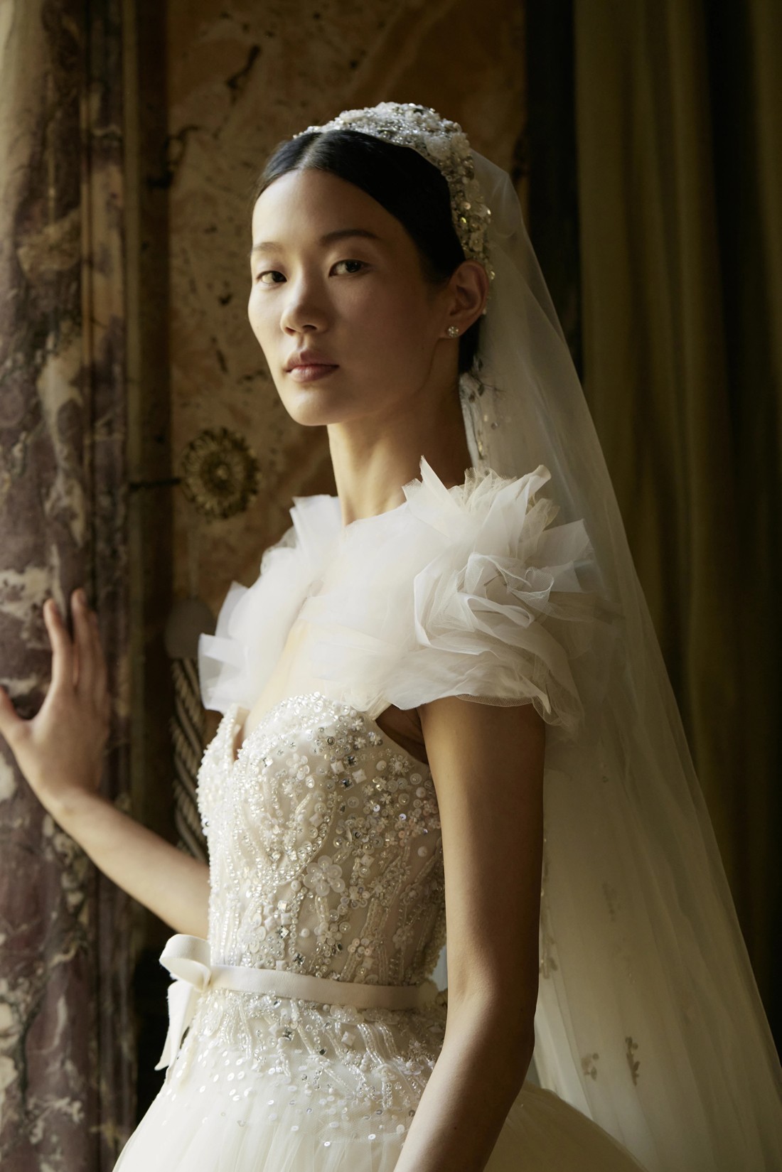 Look 1 BRIDAL FALL 2022 ELIE SAAB INSPIRATED